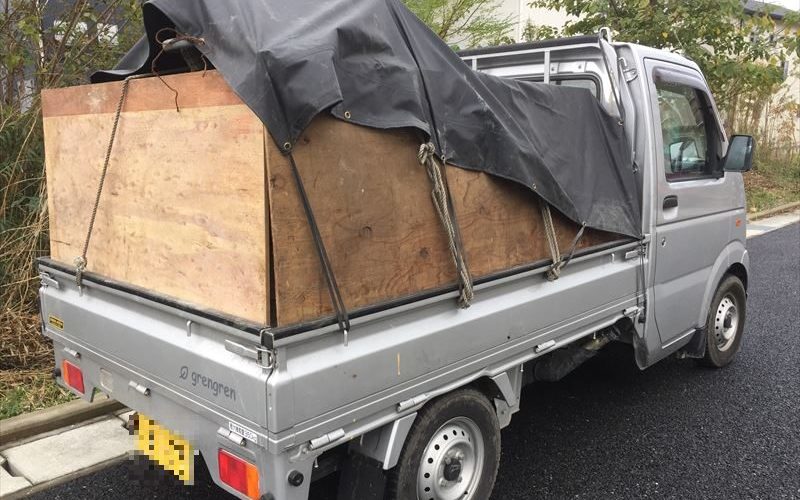 千葉での庭づくりのためいつも荷物が満載のgrengren1号車