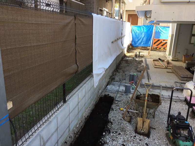 急ぎの仕事で大田区のブロック＆フェンスを施工します