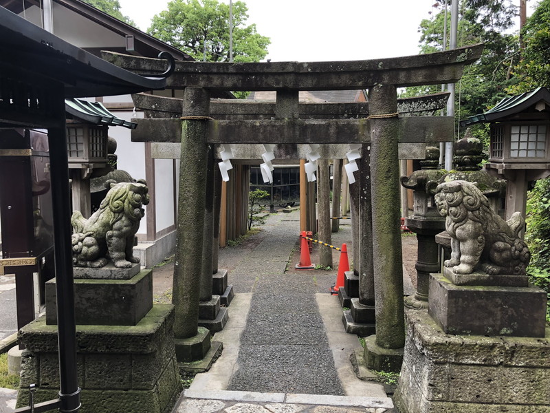 鎌倉銭洗弁天の別の入り口