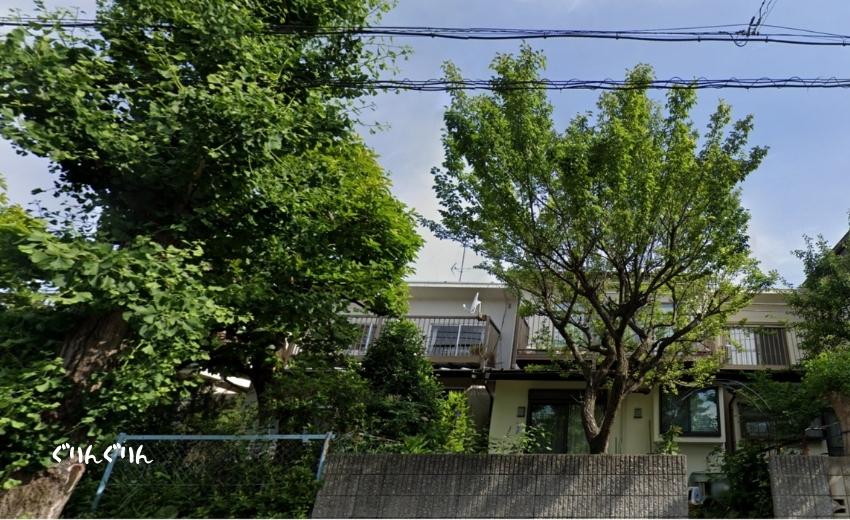 世田谷区の閑静な住宅地にある築60以上のリフォームした住宅とお庭